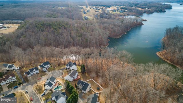 2 BASALT DR, Fredericksburg, VA 22406