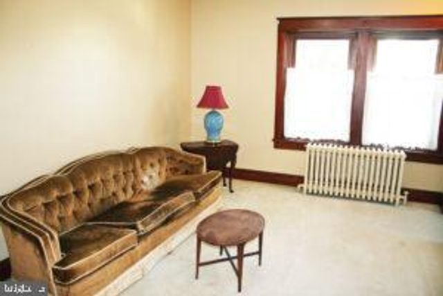 16 E MARBLE ST, Mechanicsburg, PA 17055