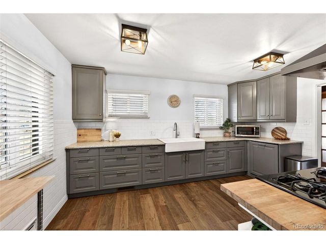 4634 Teller St, Wheat Ridge, CO 80033