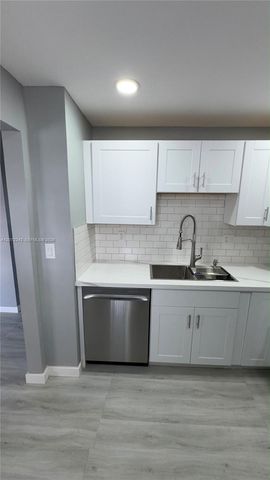 1280 NW 43rd Avenue 303, Lauderhill, FL 33313