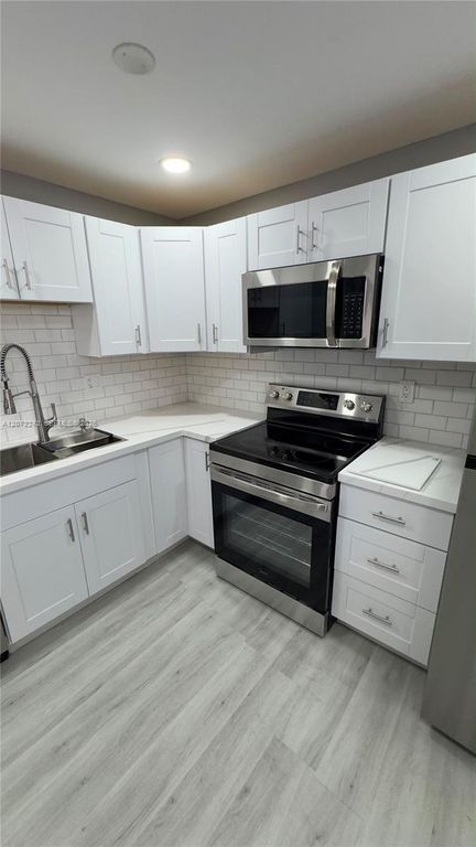 1280 NW 43rd Avenue 303, Lauderhill, FL 33313
