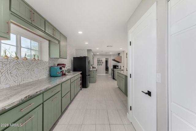 2013 W WINDSOR Avenue, Phoenix, AZ 85009