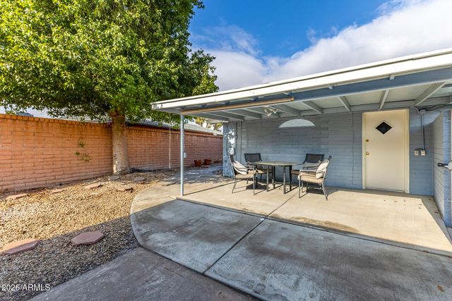 2013 W WINDSOR Avenue, Phoenix, AZ 85009