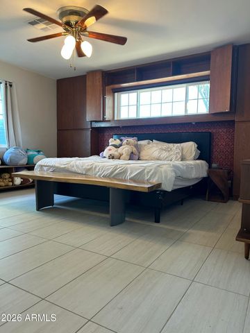 2013 W WINDSOR Avenue, Phoenix, AZ 85009