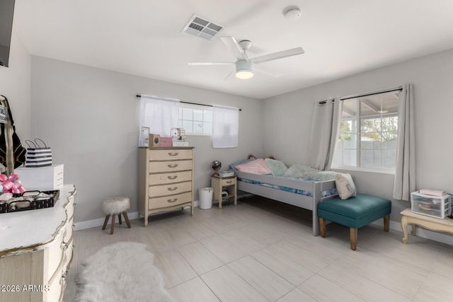 2013 W WINDSOR Avenue, Phoenix, AZ 85009