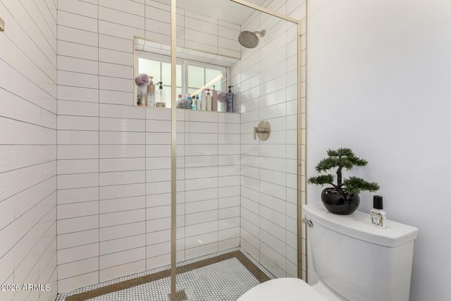 2013 W WINDSOR Avenue, Phoenix, AZ 85009