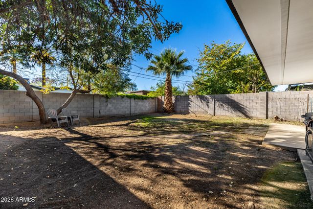 2822 N 34TH Street, Phoenix, AZ 85008