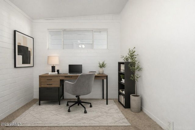 2822 N 34TH Street, Phoenix, AZ 85008