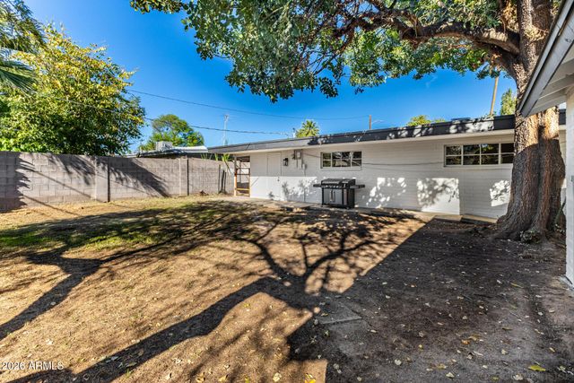 2822 N 34TH Street, Phoenix, AZ 85008