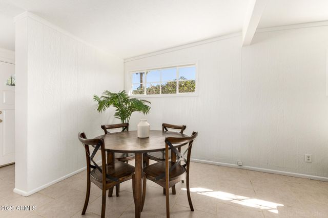 2822 N 34TH Street, Phoenix, AZ 85008