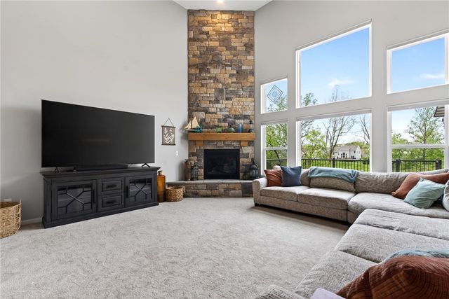 1593 Bur Oak Drive, Bellbrook, OH 45305