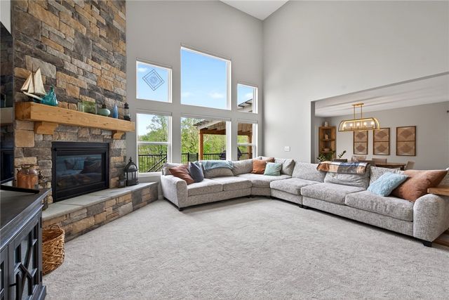 1593 Bur Oak Drive, Bellbrook, OH 45305