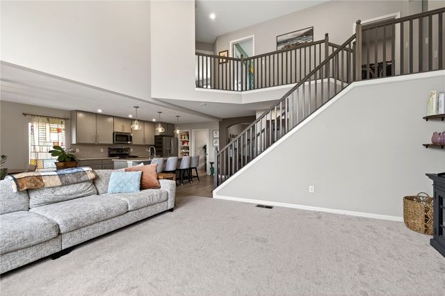 1593 Bur Oak Drive, Bellbrook, OH 45305