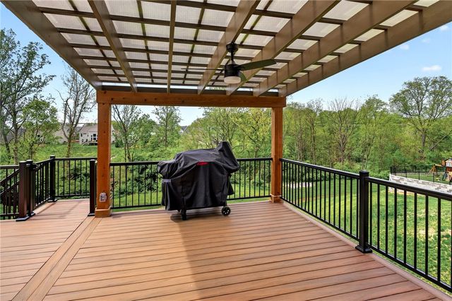 1593 Bur Oak Drive, Bellbrook, OH 45305