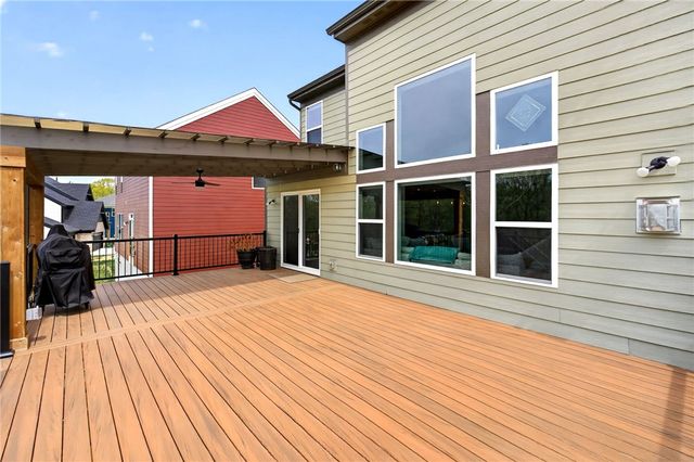 1593 Bur Oak Drive, Bellbrook, OH 45305