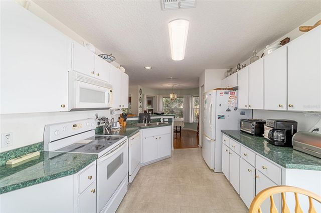 9686 SW 92ND PLACE ROAD, Ocala, FL 34481