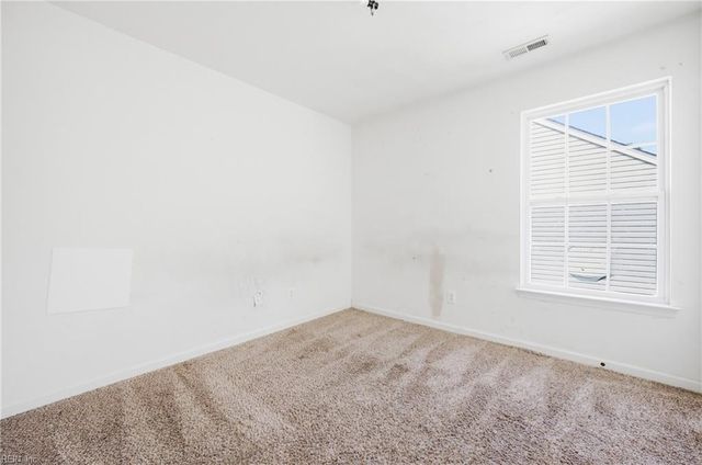 1104 Railroad AVE, Chesapeake, VA 23324