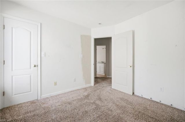1104 Railroad AVE, Chesapeake, VA 23324
