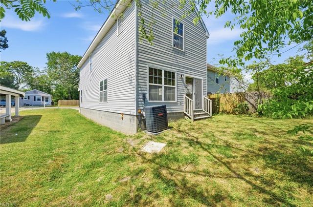 1104 Railroad AVE, Chesapeake, VA 23324