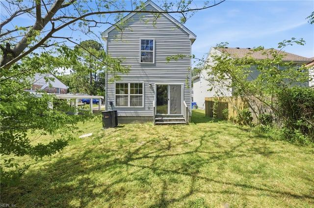 1104 Railroad AVE, Chesapeake, VA 23324