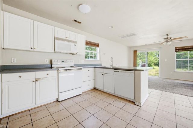 1104 Railroad AVE, Chesapeake, VA 23324