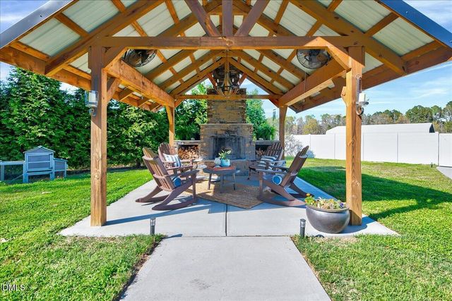 31 Chasewood Drive, Angier, NC 27501