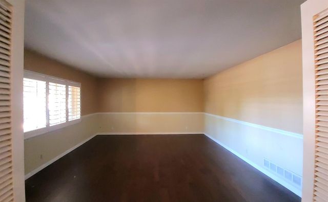 1647 W Wrenwood Avenue, Fresno, CA 93711