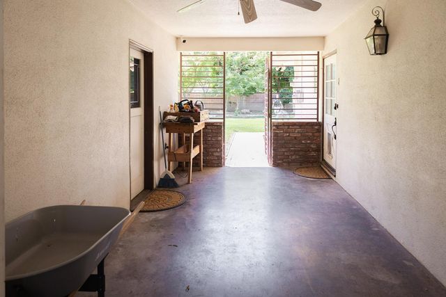 1647 W Wrenwood Avenue, Fresno, CA 93711