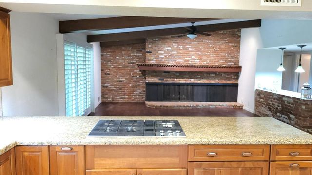 1647 W Wrenwood Avenue, Fresno, CA 93711