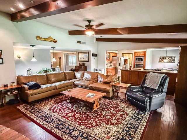 1647 W Wrenwood Avenue, Fresno, CA 93711