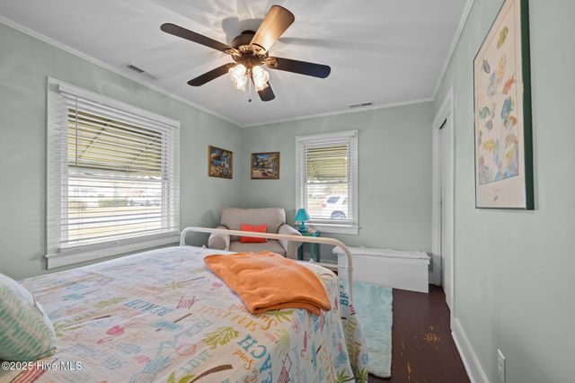 908 N 20th Street, Morehead City, NC 28557