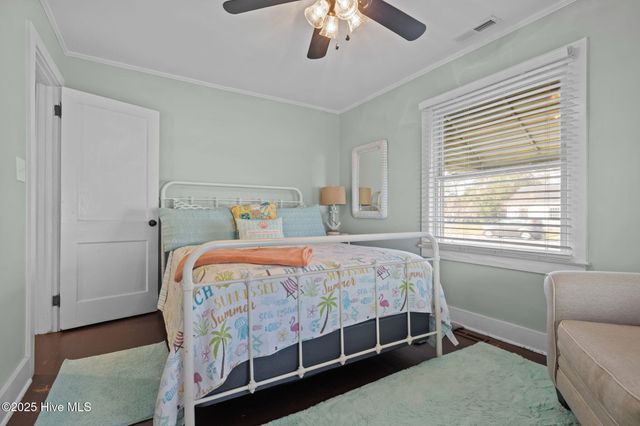 908 N 20th Street, Morehead City, NC 28557