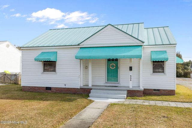 908 N 20th Street, Morehead City, NC 28557