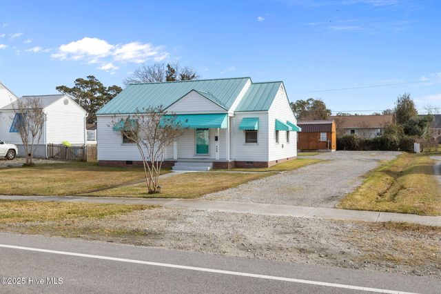 908 N 20th Street, Morehead City, NC 28557