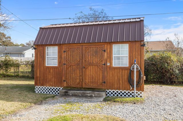 908 N 20th Street, Morehead City, NC 28557