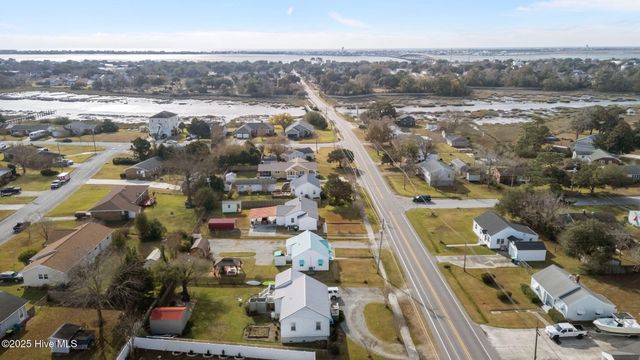 908 N 20th Street, Morehead City, NC 28557