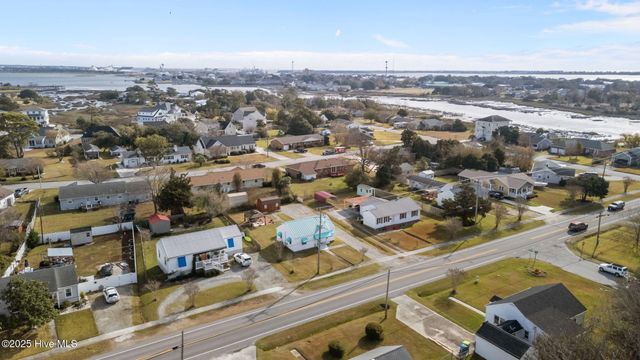 908 N 20th Street, Morehead City, NC 28557