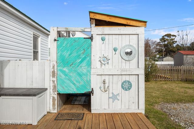 908 N 20th Street, Morehead City, NC 28557