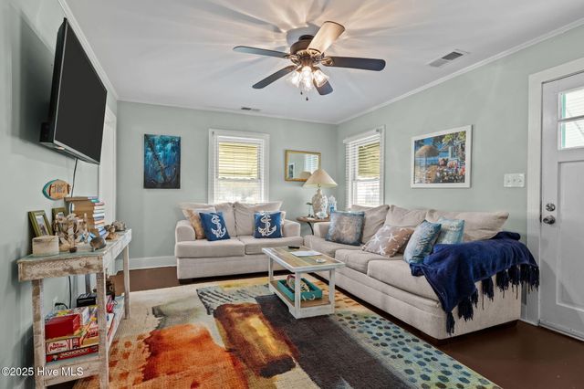 908 N 20th Street, Morehead City, NC 28557