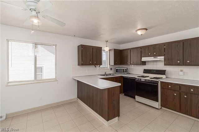 6448 Ridge Road, Parma, OH 44129