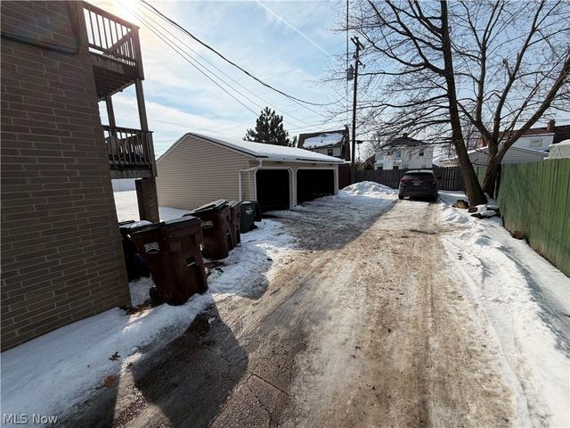 6448 Ridge Road, Parma, OH 44129