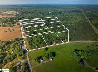 04 Moorefield Memorial Highway, Liberty, SC 29657