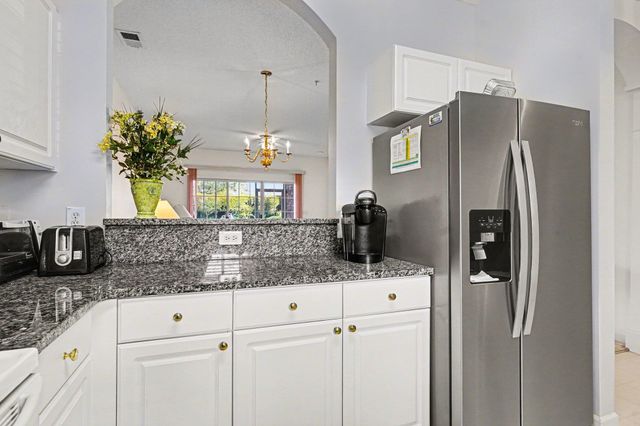 5801 Oyster Catcher Dr Unit 813, North Myrtle Beach, SC 29582