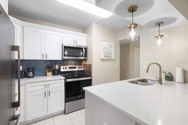 180 MAGNOLIA WOODS COURT 20C, Deltona, FL 32725