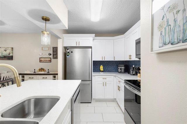 180 MAGNOLIA WOODS COURT 20C, Deltona, FL 32725