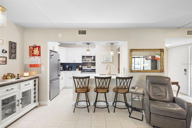 180 MAGNOLIA WOODS COURT 20C, Deltona, FL 32725