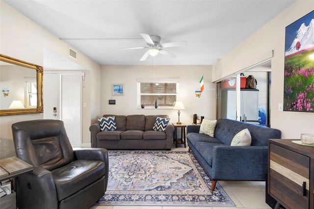 180 MAGNOLIA WOODS COURT 20C, Deltona, FL 32725