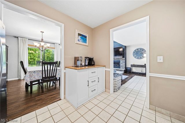 636 Cherry Park Oval, Aurora, OH 44202
