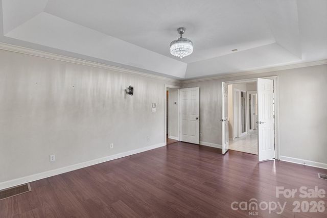 9111 Brocklehurst Lane, Charlotte, NC 28215