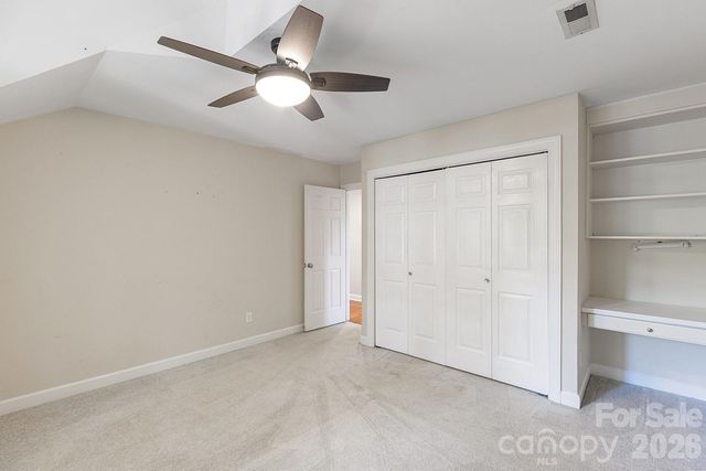 9111 Brocklehurst Lane, Charlotte, NC 28215